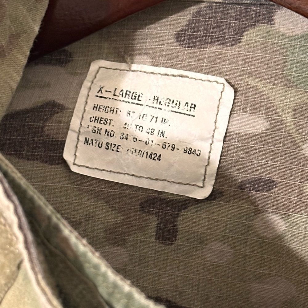 U.S. Army Camouflage Jacket - Picture 2 of 2